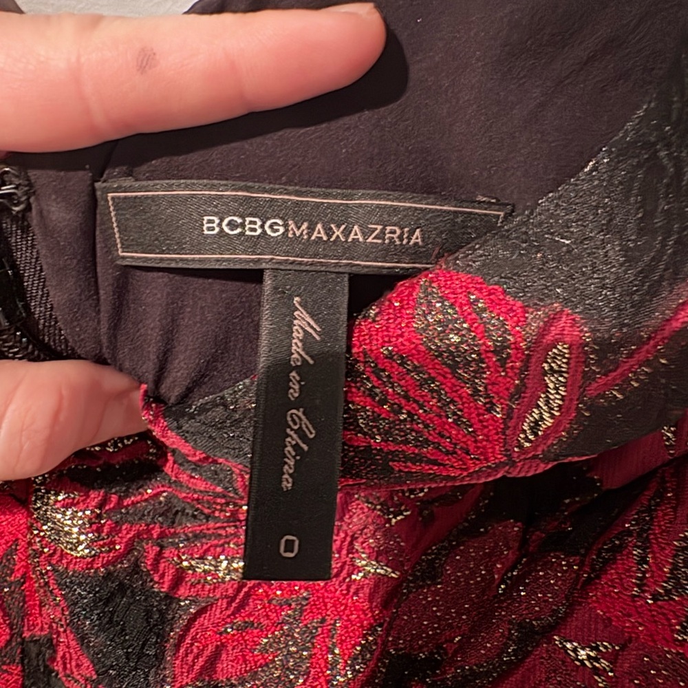 BCBGMAXAZRIA Floral Jacquard Dress Size 0 - Picture 3 of 4